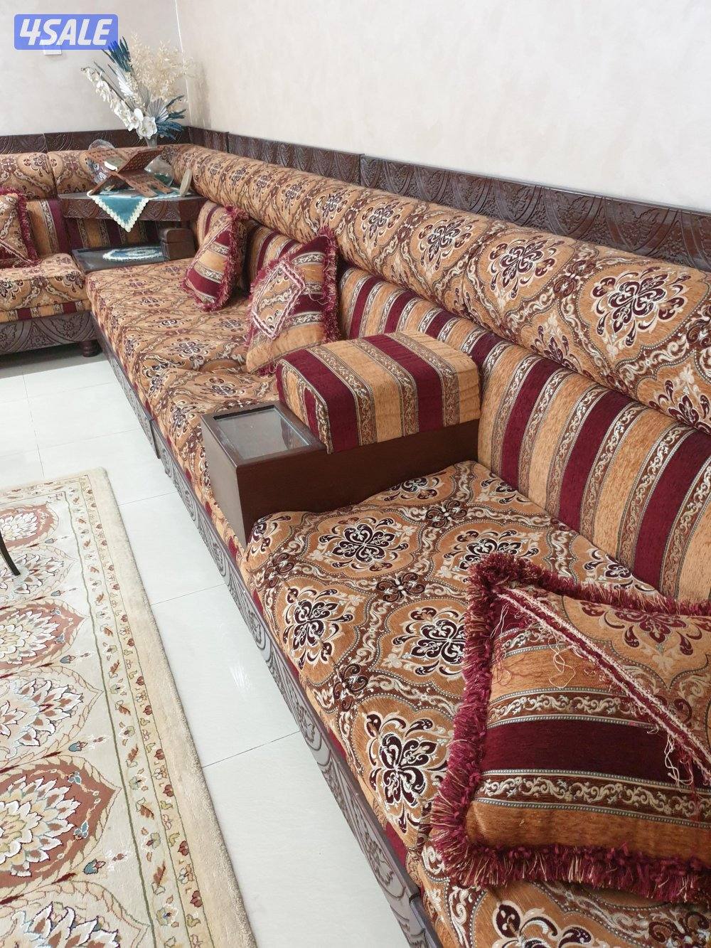 اثاث ديوانيه نضيف مستعمل طقم كامل صالح للاستعمال جيد جدا1