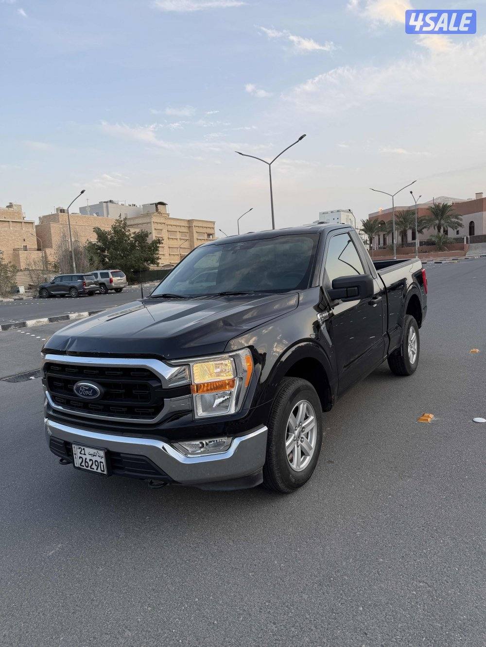 وانيت فورد 2021  XLT عداد ٥٩الف اللون اسود0