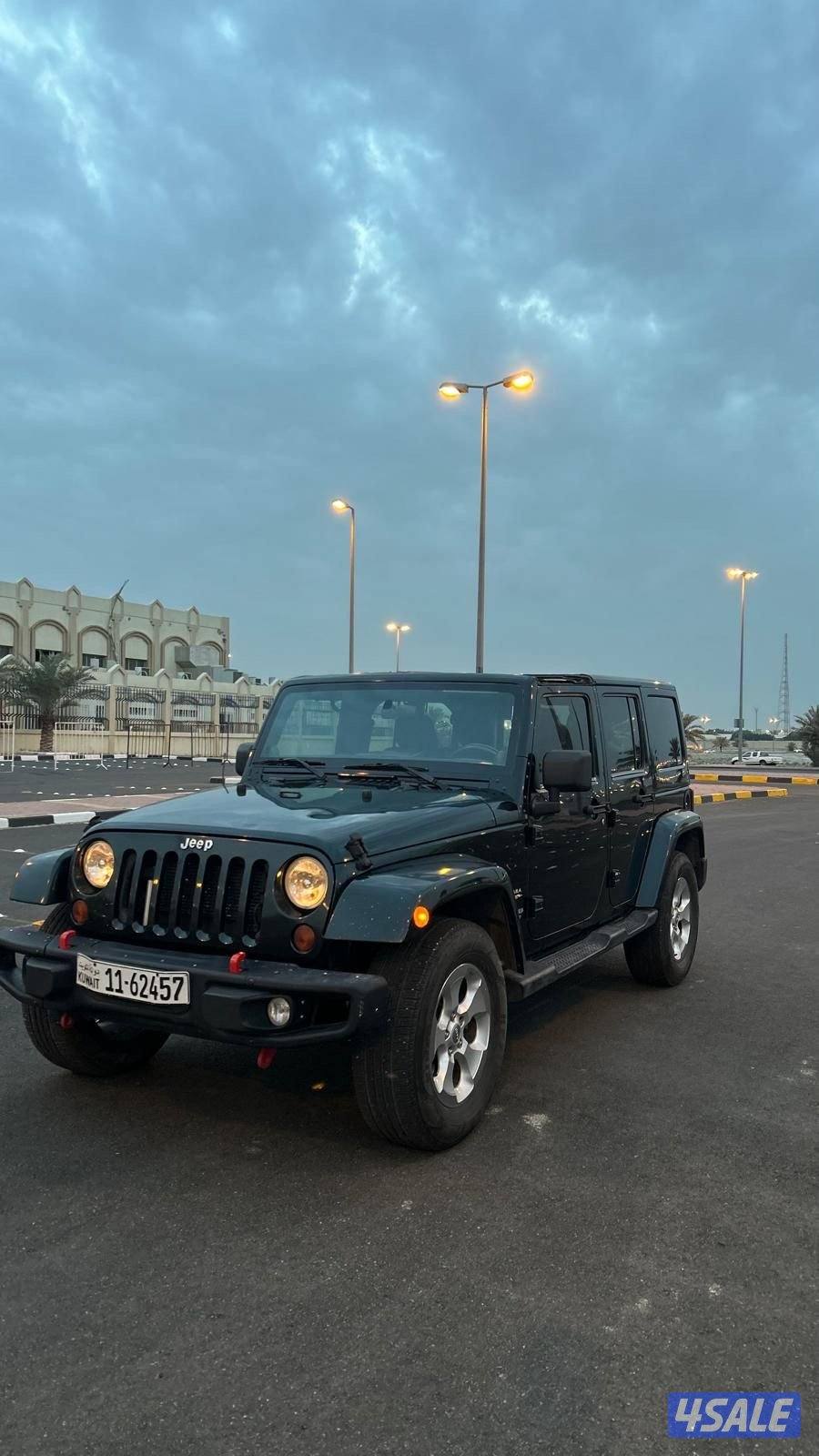 جيب رانجلرصحاري موديل 2012 شد بلد اربع تواير جدد صبع الوكاله5