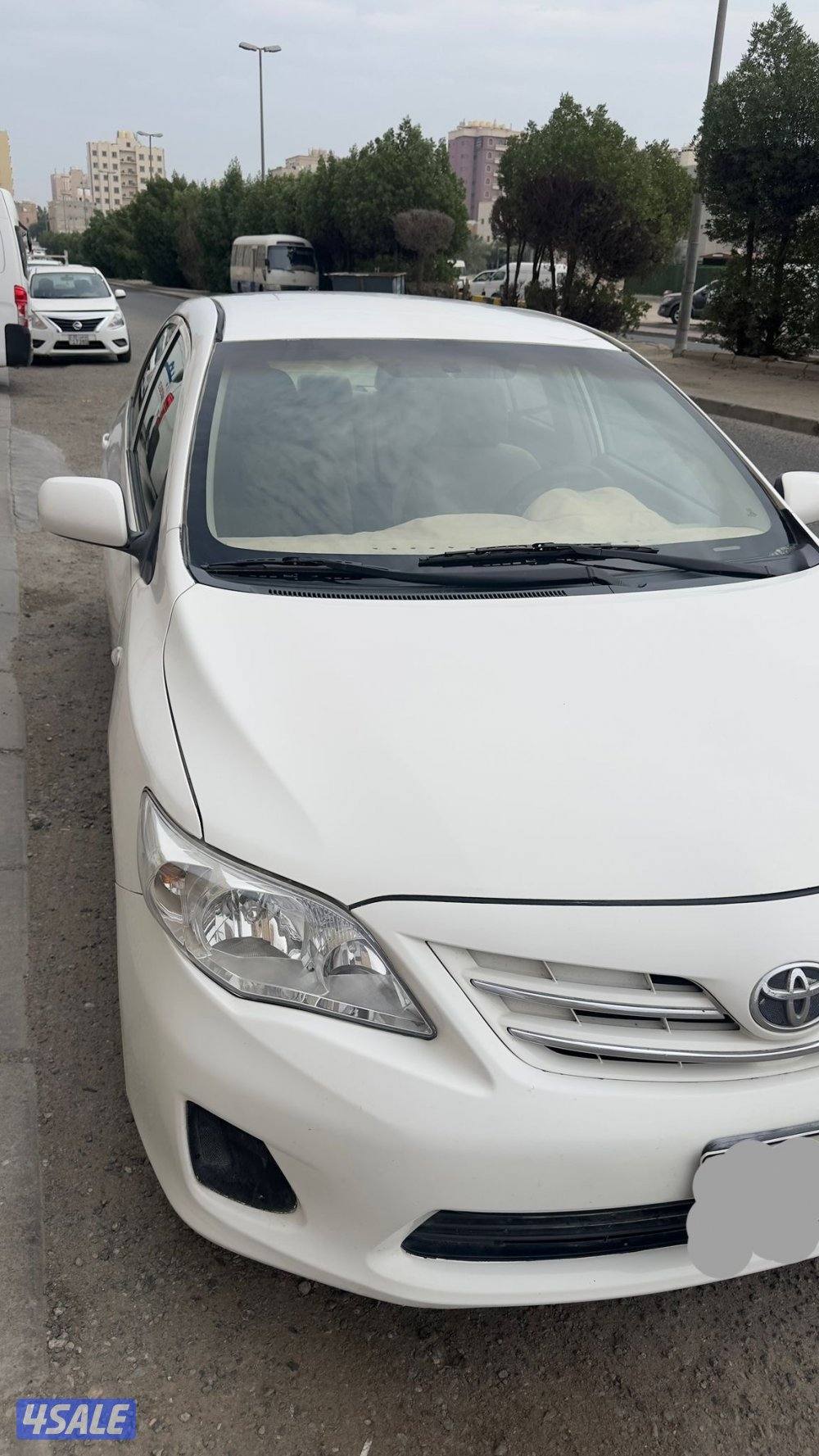 للبيع كورولا موديل2013 شرط الفحص مكينه وشاص وقير ماشي 206 الف كيلو1