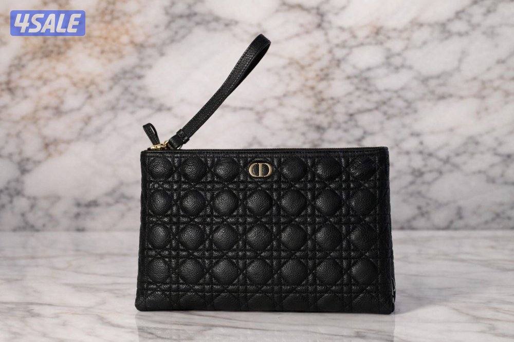 جنطه dior أصلية مع كرتونها استعمال خفيف2
