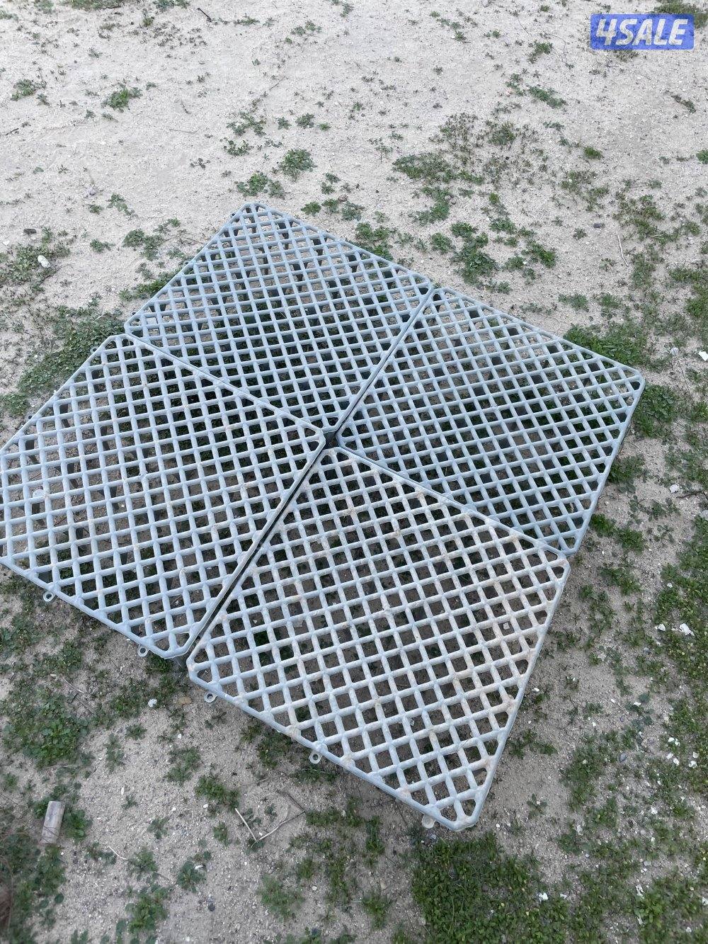 ارضيات بلاستيك للدجاج والحمام2