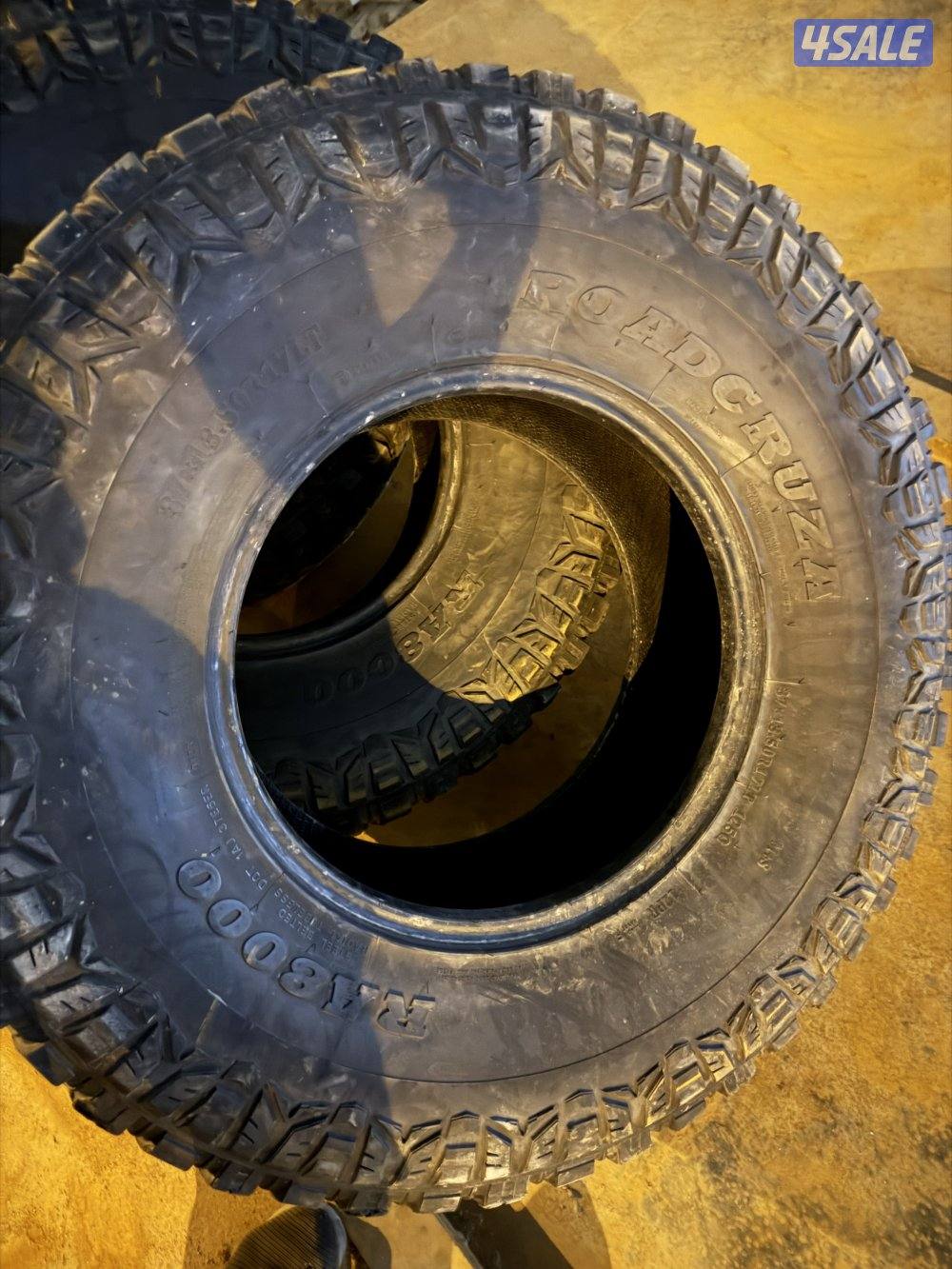 اربع تواير حجري مقاس 37/170