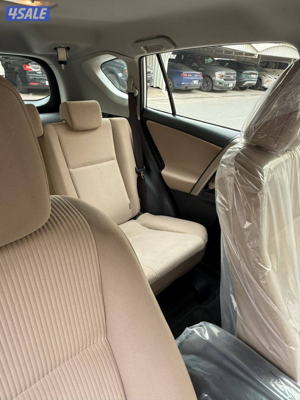 للبيع جيب تويوتا راف فور موديل 20156