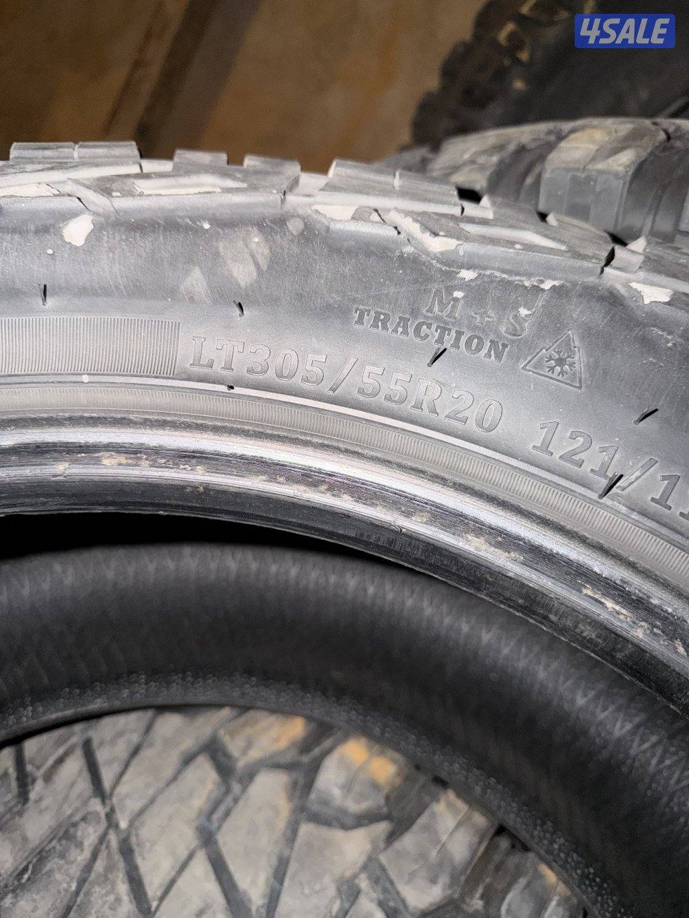 اربع تواير حجري مقاس 305/55/201