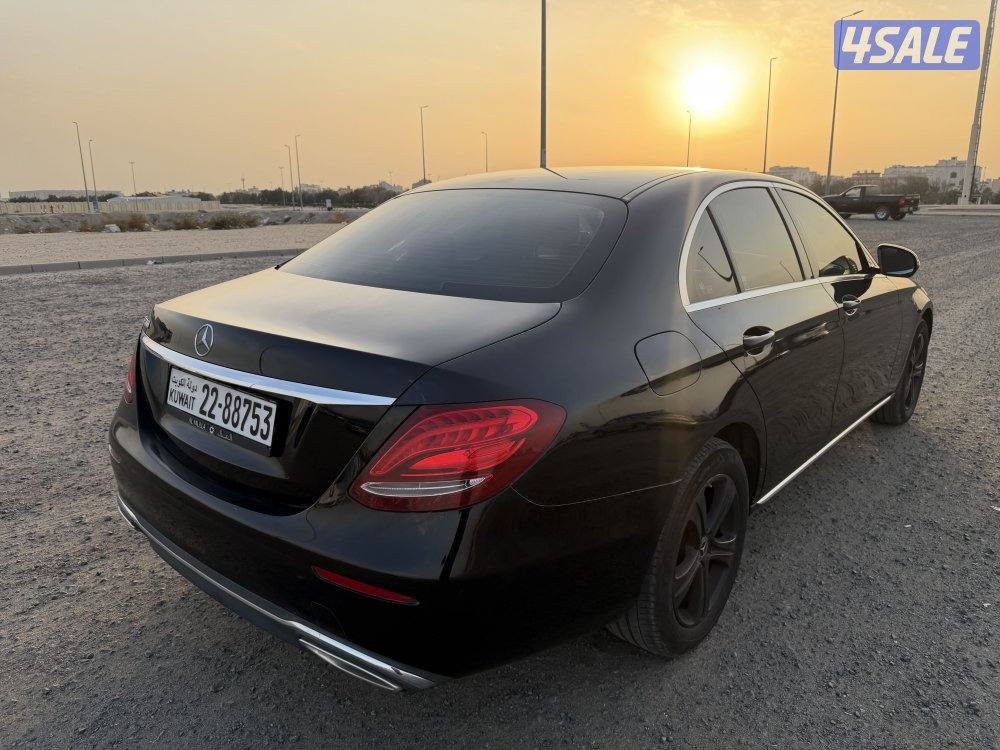 مرسيدس 2019 حجم E2001