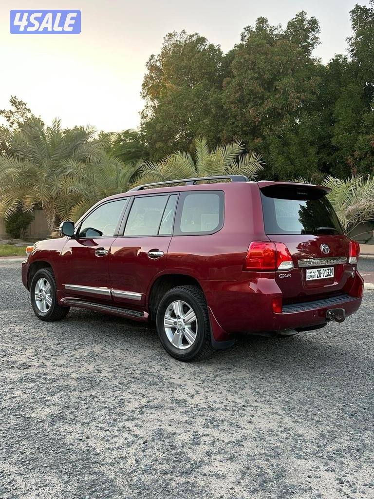 لاند كروزر موديل 2013 صبغ وكاله وكل شي وكاله ماشي 245 شرط الفحص1