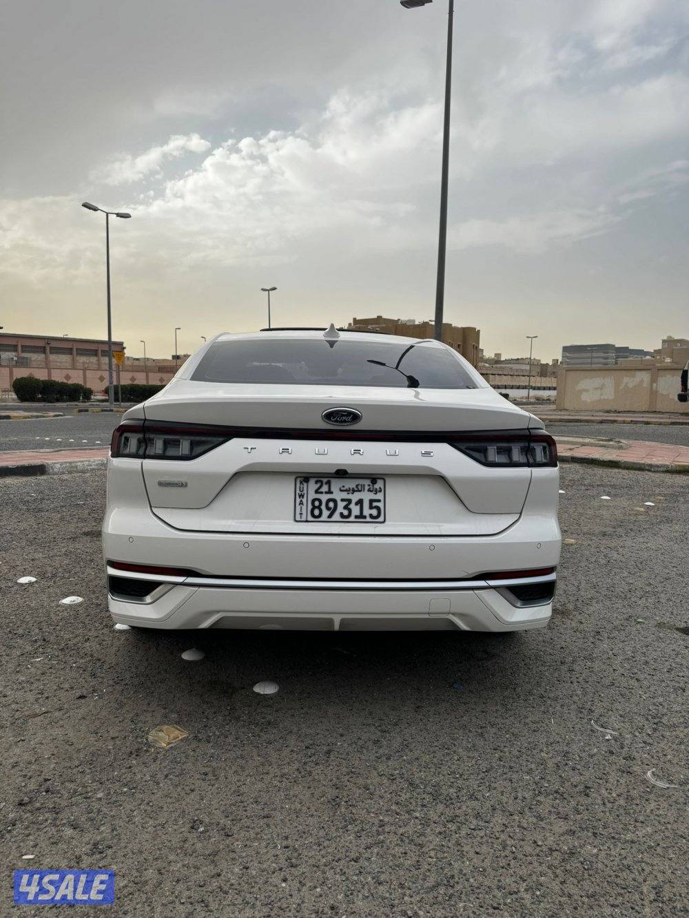 للبيع فورد توري1