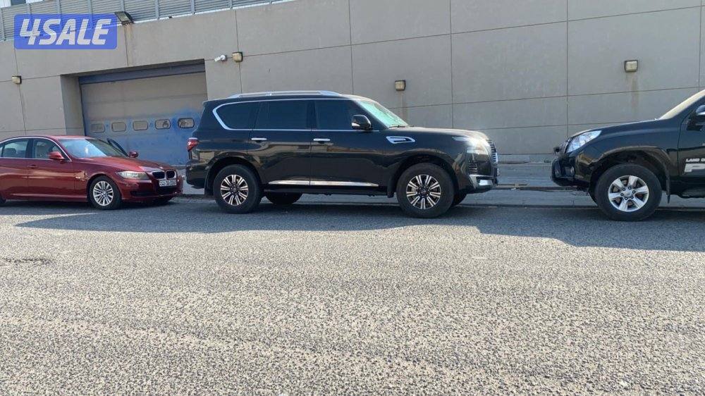 نيسان باترول ٢٠٢٣ ٦سلندر تيتانيوم4