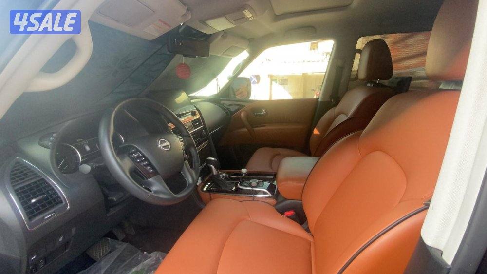 نيسان باترول ٢٠٢٣ ٦سلندر تيتانيوم3