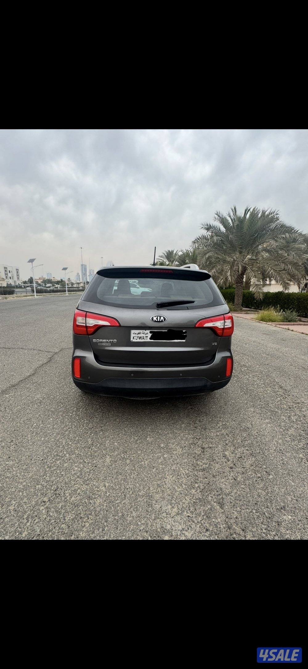 للبيع كيا - سورينتو موديل 2013 بحالة ممتازة3