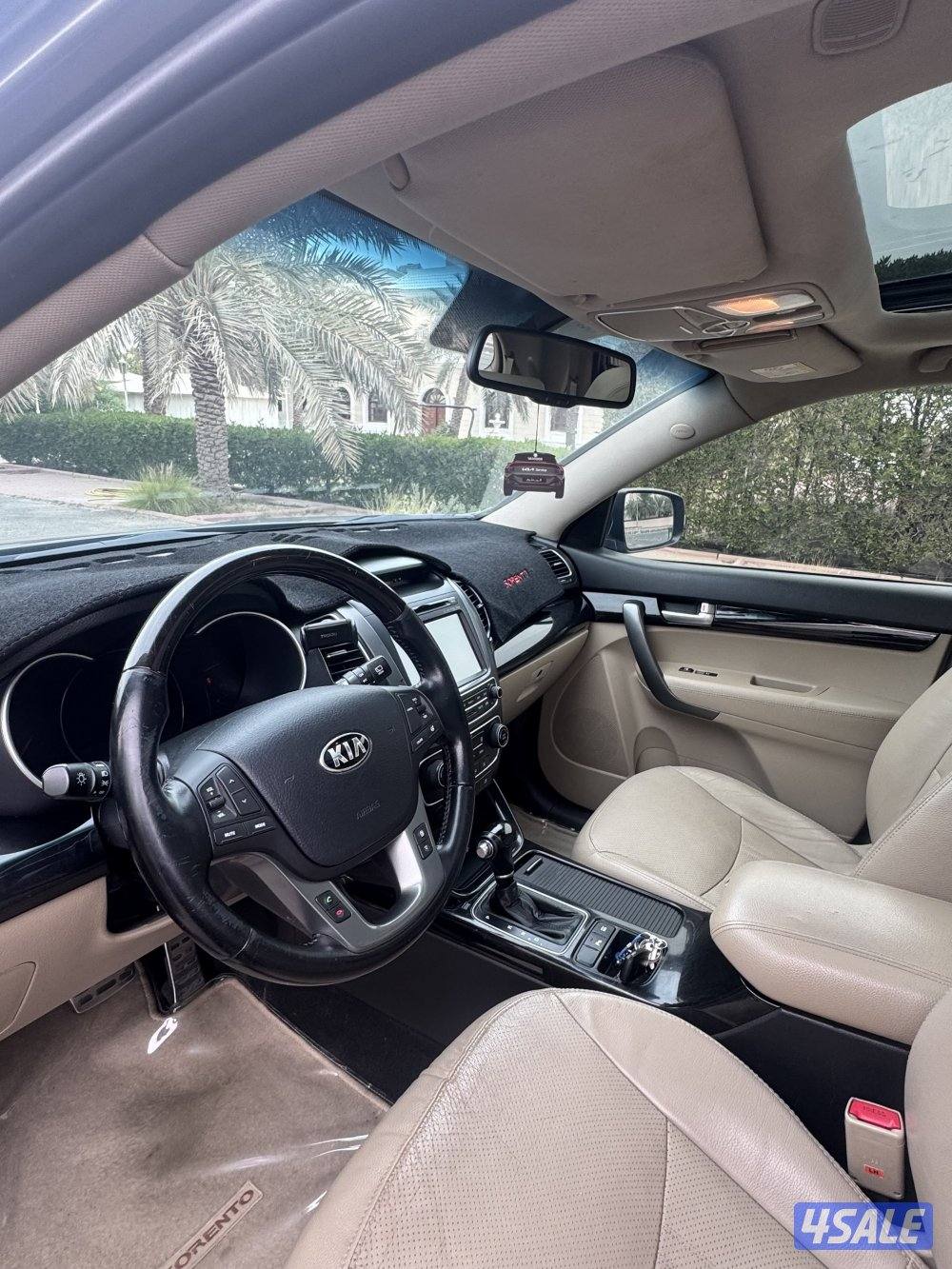 للبيع كيا - سورينتو موديل 2013 بحالة ممتازة7