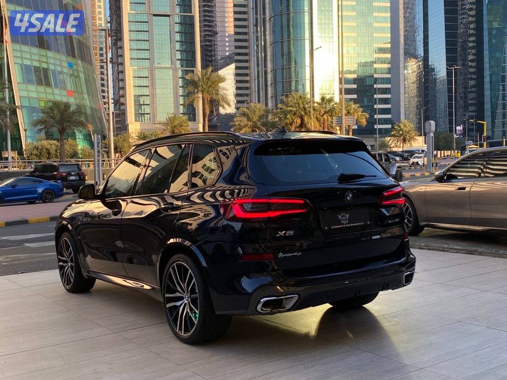 بي ام دبليو X5 kit M موديل 2020 وارد الغانم عداد 138 الف كيلو فقط2