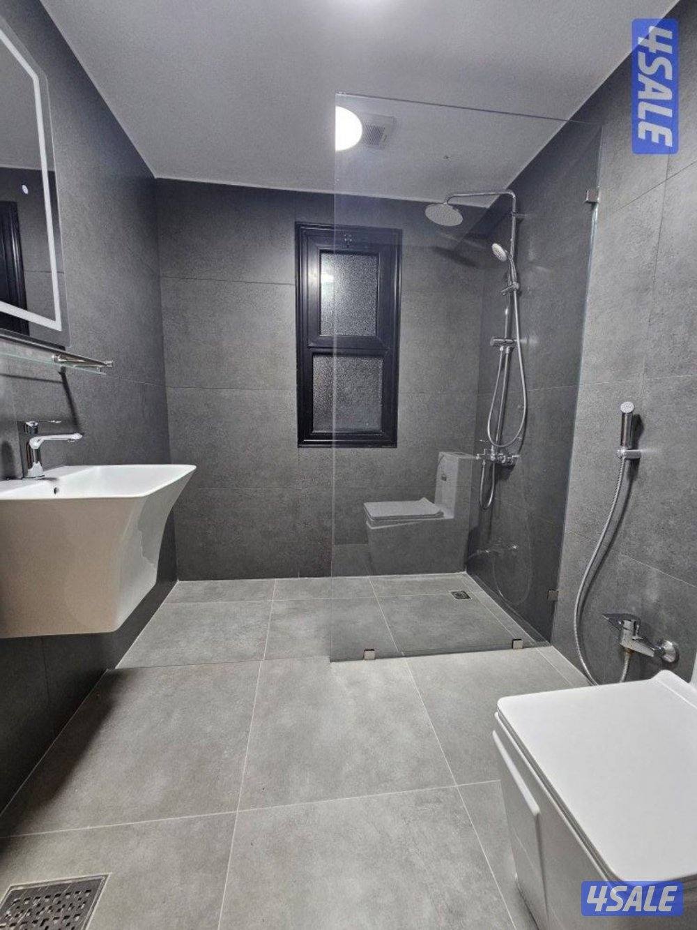 شقه في الأندلس قطعه 93