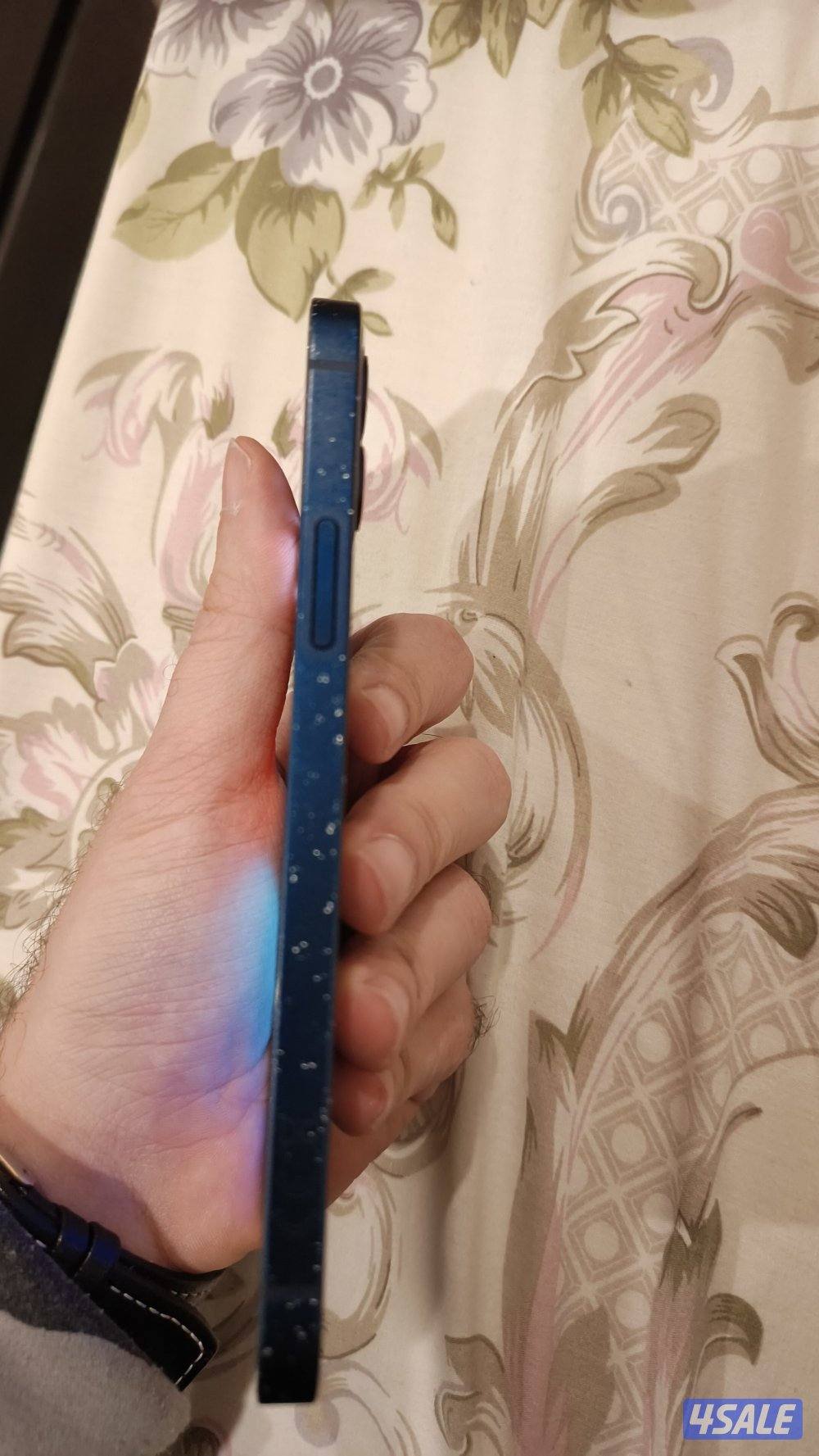 ايفون ١٢ غير مفتوح3