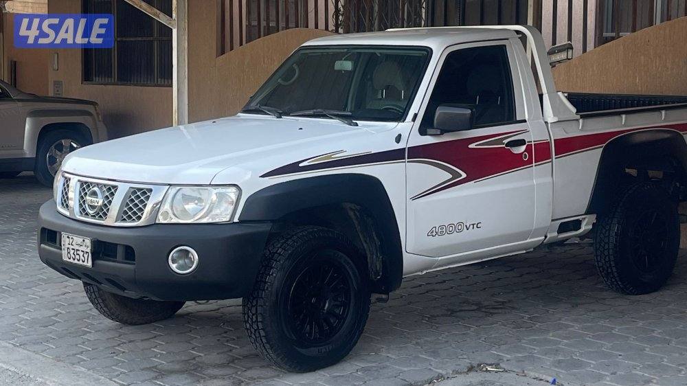 وانيت فتك موديل 2012شرط الفحص بالكامل وقمه بالنظافه الونيت0