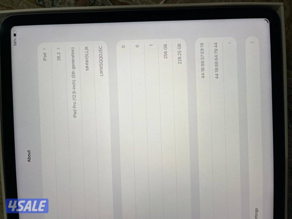 ايباد ابرو. قيقا256 كامل أغراض نضيف مو مبدل شي اخو الجديد4