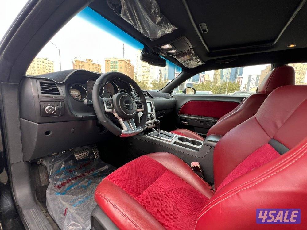 تشالنجر SRT V86