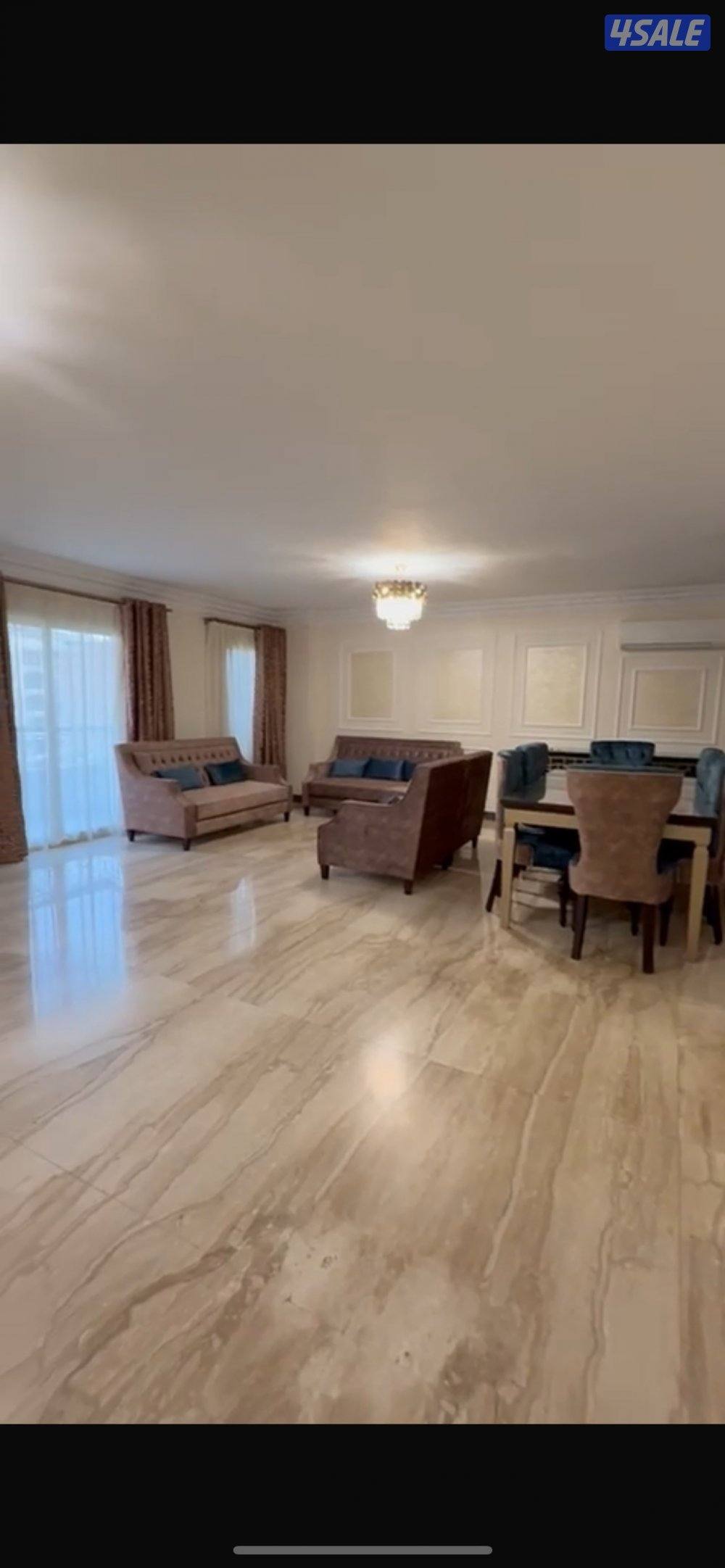 للبيع شقة في الدقي— مطله على ميدان سكني راقي متفرع من شارع مصدق….17