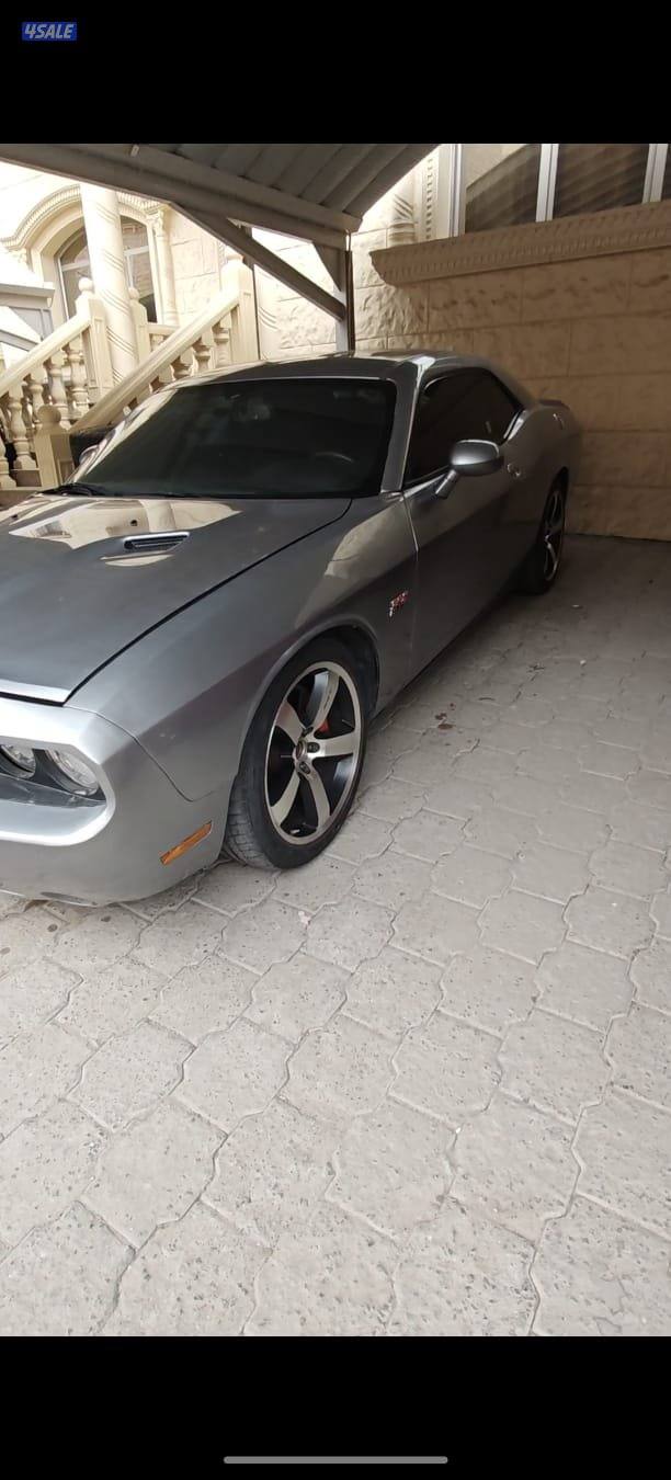 دودج شالنجر 6.4 srt ٢٠١٣2