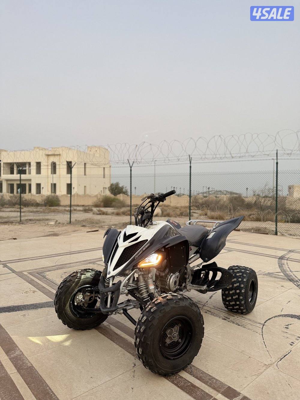 للبيع رابتر ٧٠٠ سبشل ادشن0