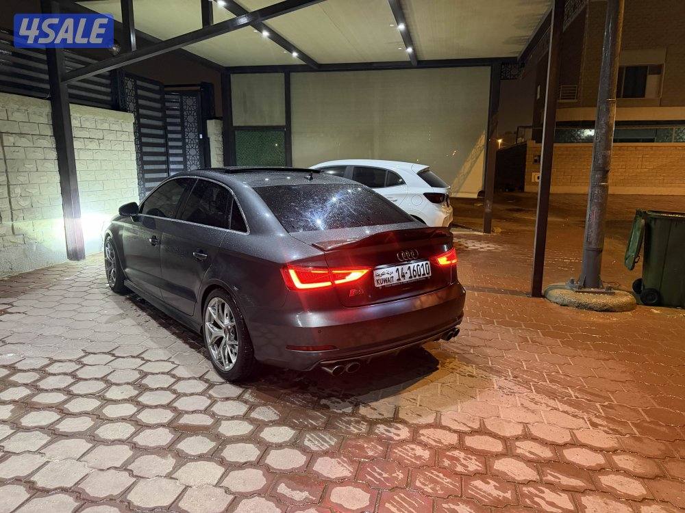 للبيع او للبدل اودي s31