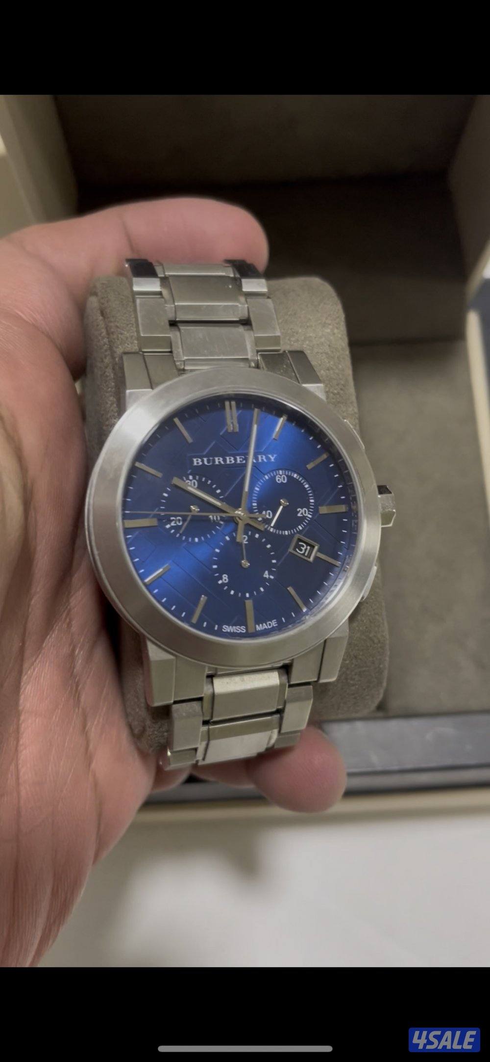 للبيع الساعات بحاله الوكاله على إيدي من الوكاله بسعر طيب1