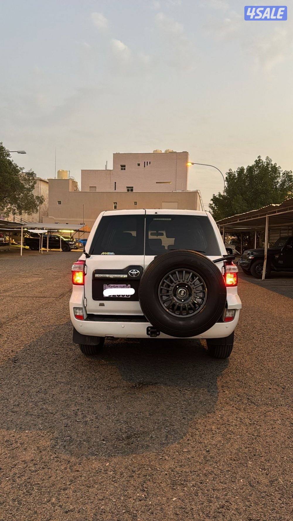 للبيع لاند كروزر G4