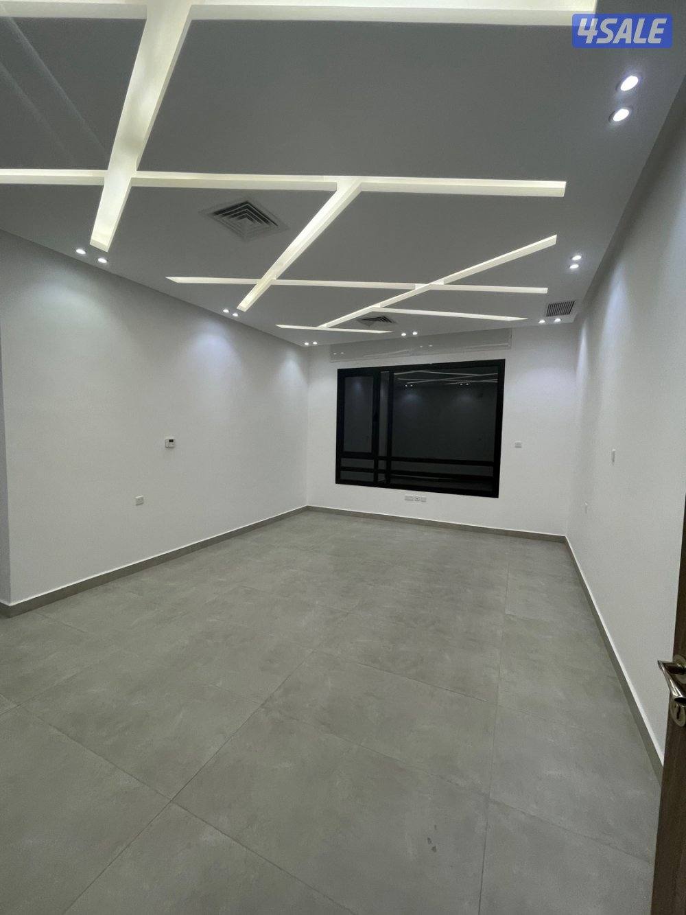 الاندلس مدخول. 40001