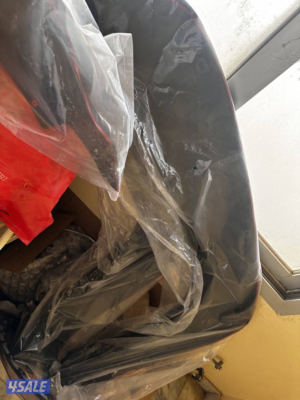 رفارف فتك باب واحد ستاندرد تجاري يديده0