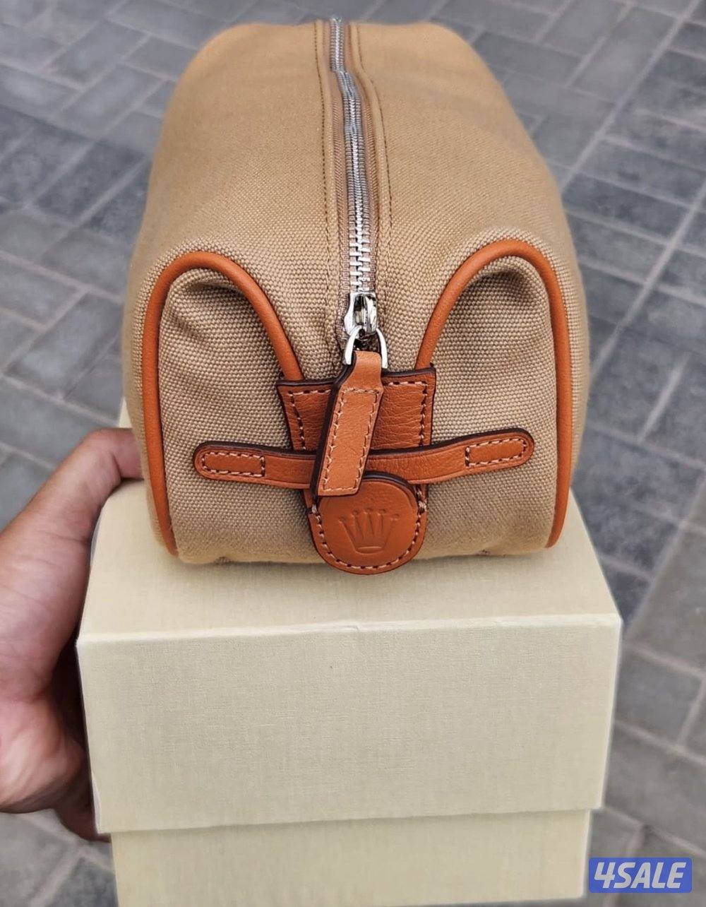 أقلام وأبواك وساعات ونظارات أصلية15