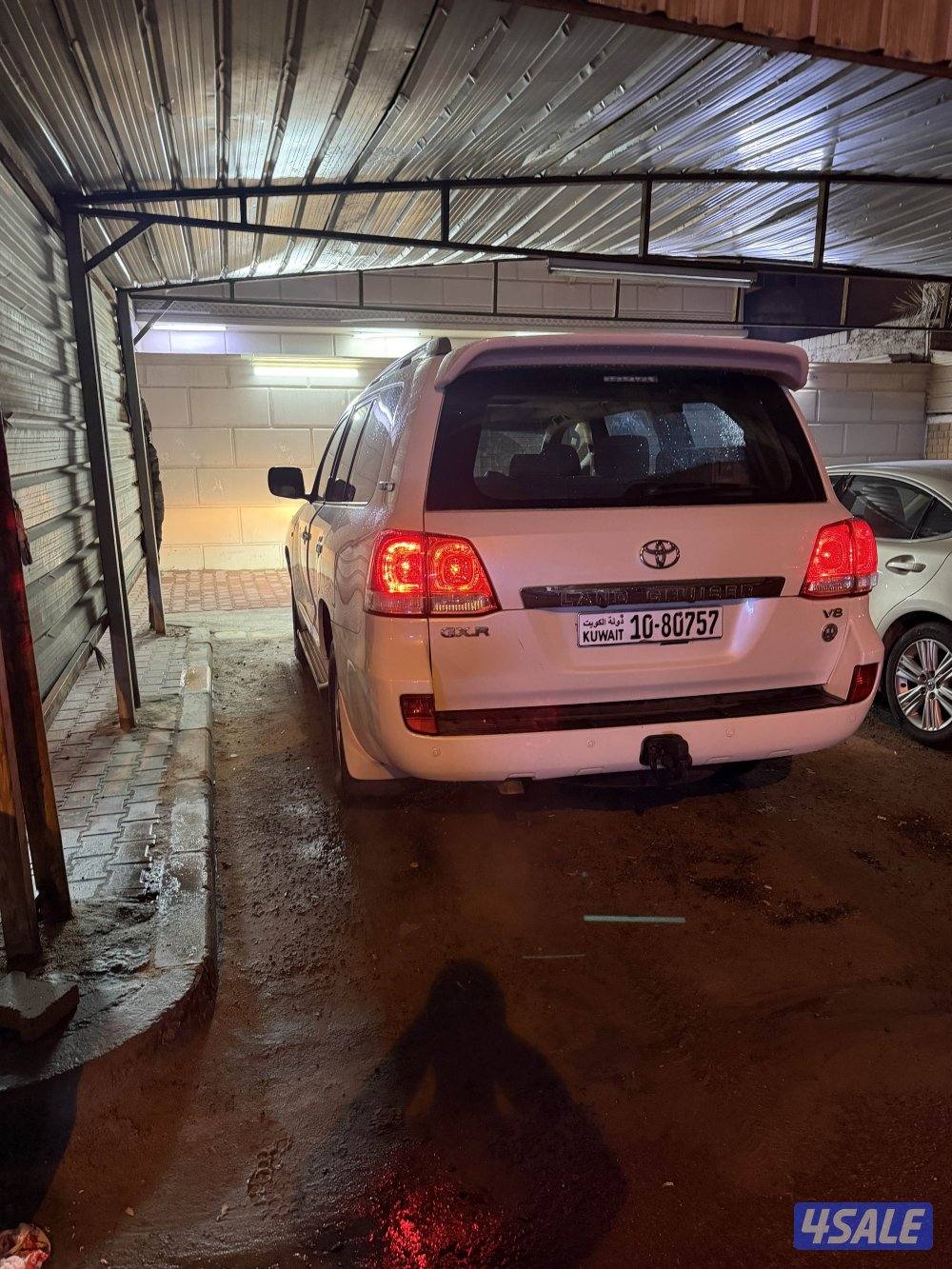 لانكدروزر ٢٠١١ ماشي ٣٢٦ الف1