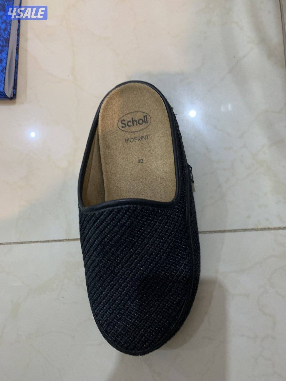 للبيع صندل طبي معه نعال وكيلها السرحان مقاسهم 416