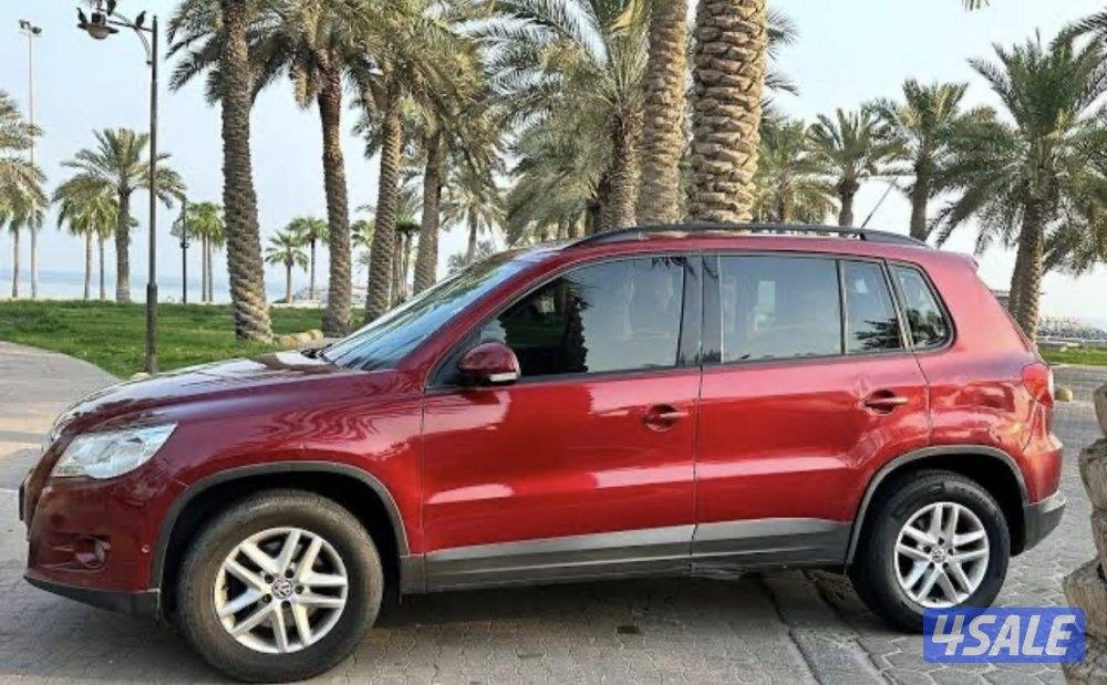 تيجوان 2012 بحاله الوكاله المكينه الكبيره ماشي 90 الف فقط0