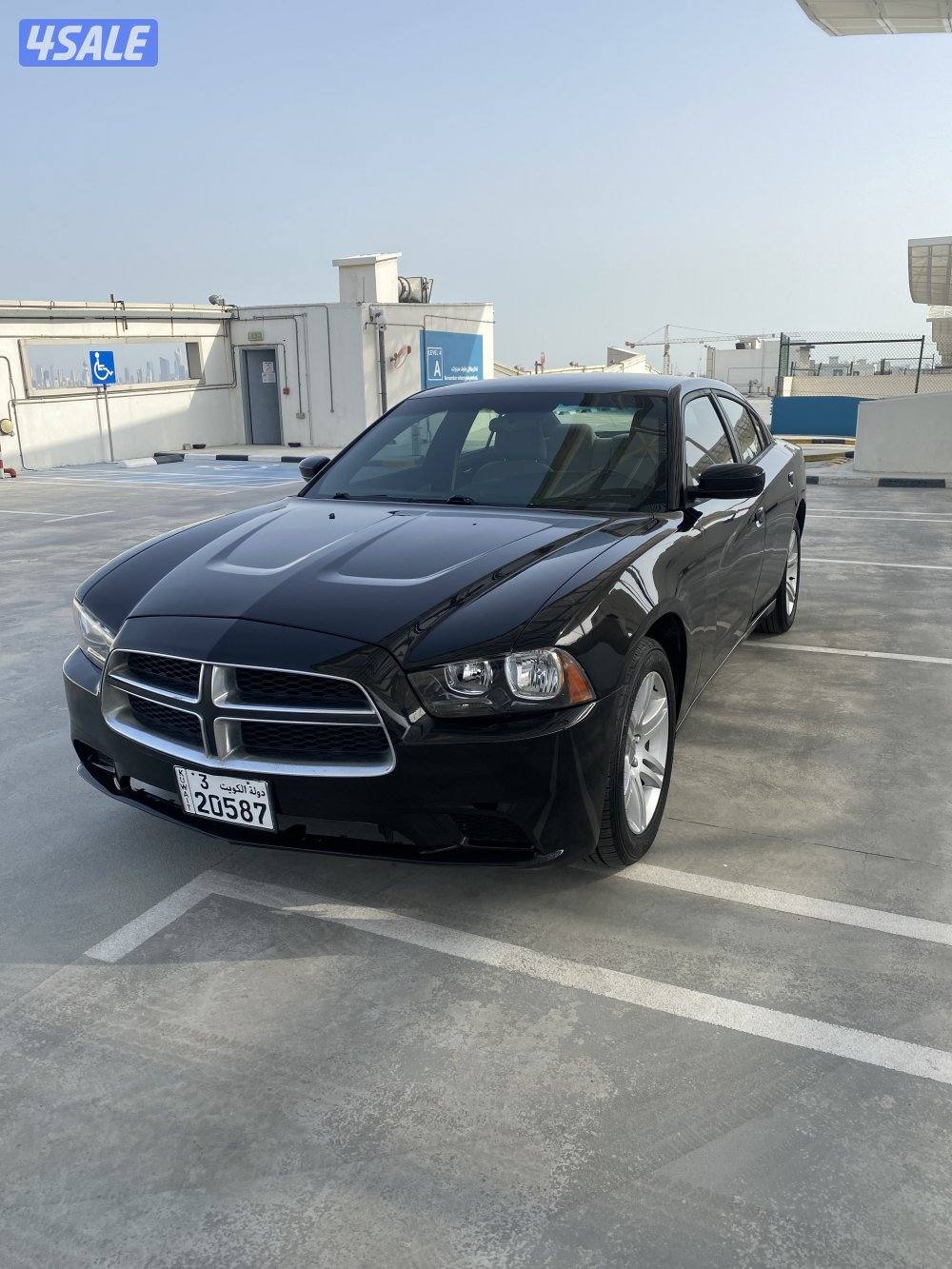 للبيع دوج شارجر20110