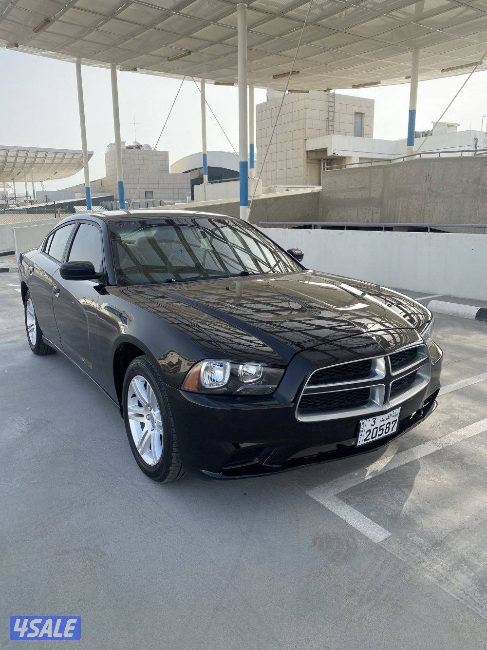 للبيع دوج شارجر20112