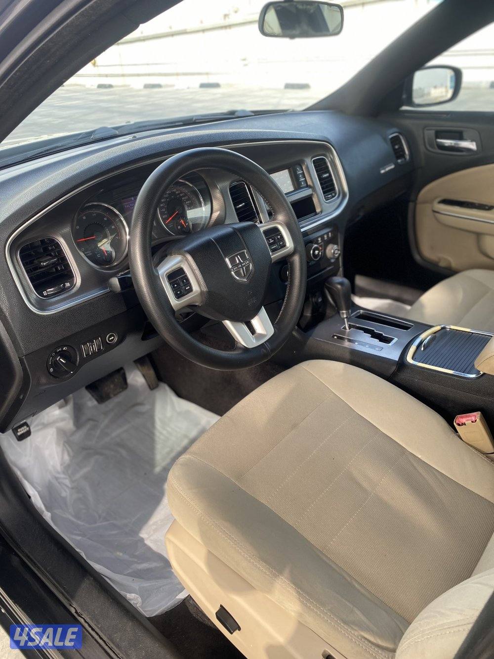 للبيع دوج شارجر20117