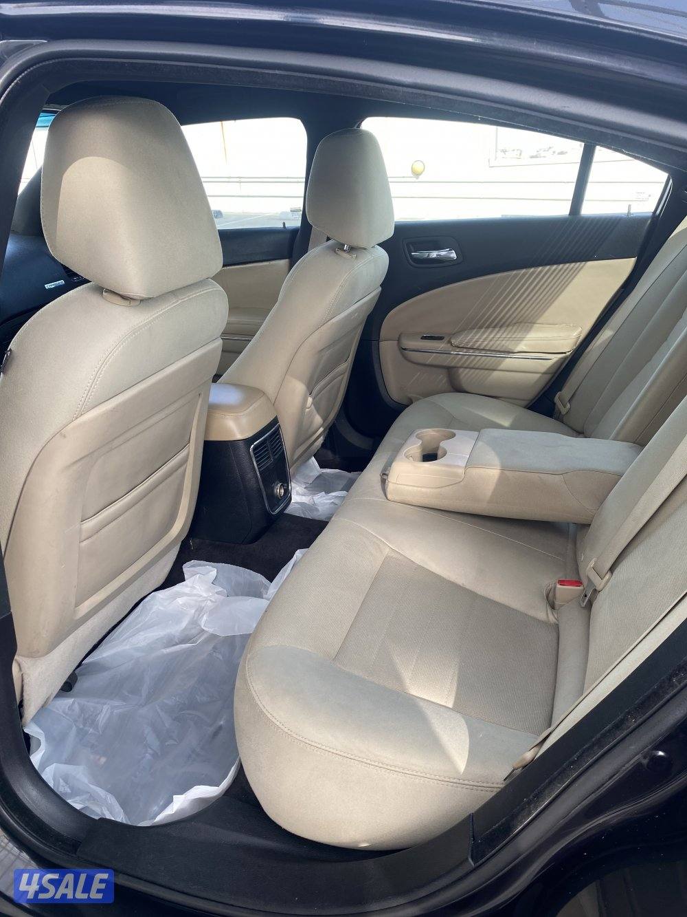 للبيع دوج شارجر20118