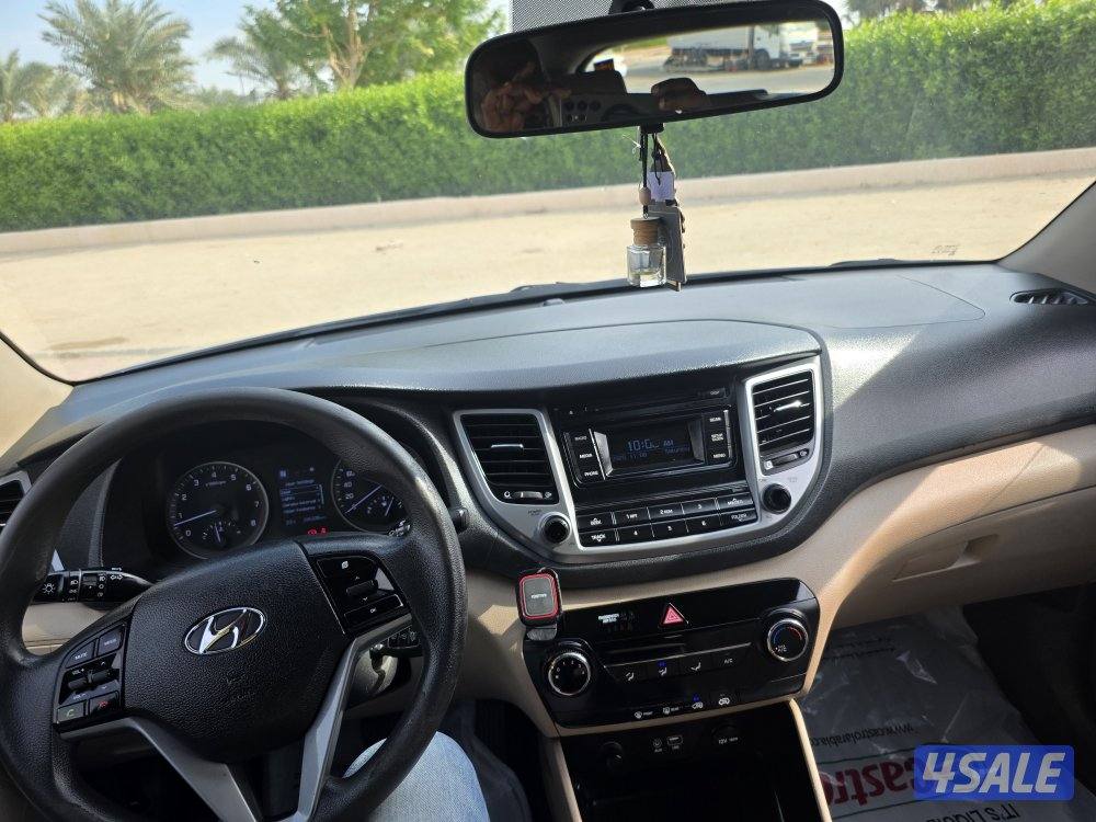 توسان موديل ٢٠١٨ /٢٠٠٠cc ماشيه ٢٩٣ الف4