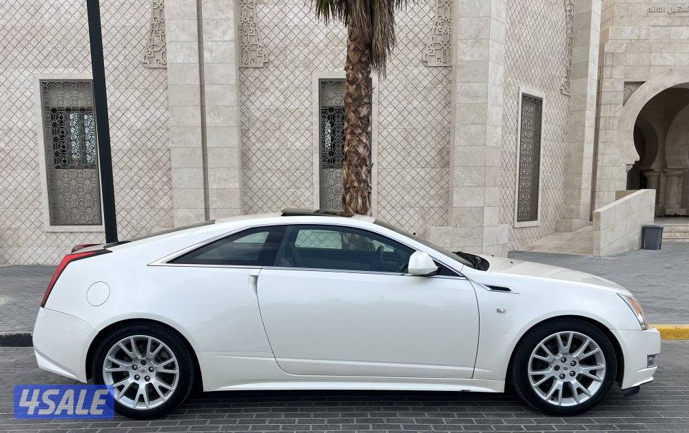 كاديلاك CTS 20123