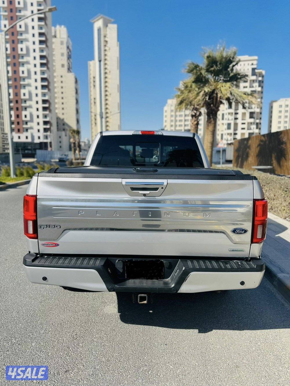 فورد F-150 بلاتينيوم وكالة9
