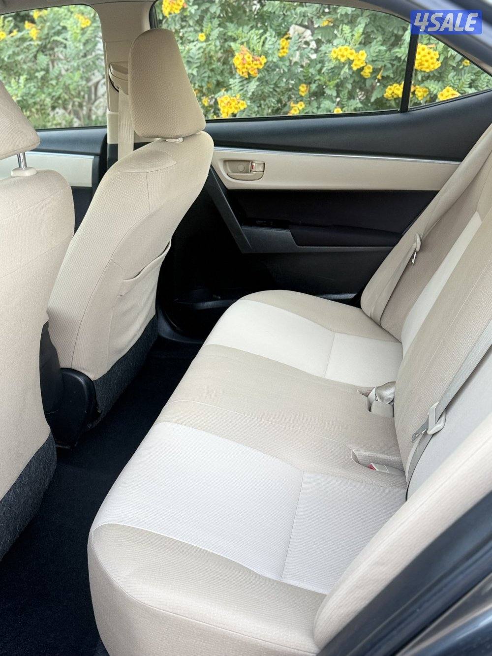 للبيع كورولا موديل 2015 عداد 1606