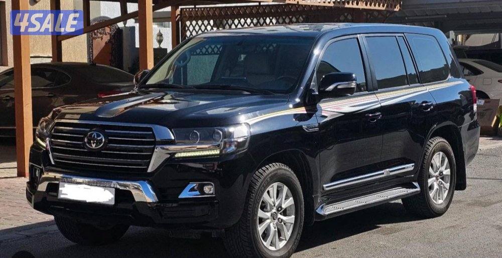 لاند كروزر ٢٠١٨0