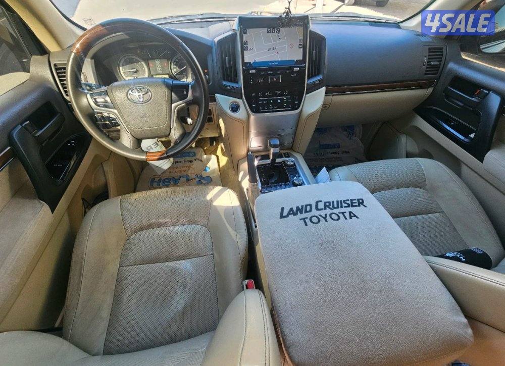 لاند كروزر ٢٠١٨7