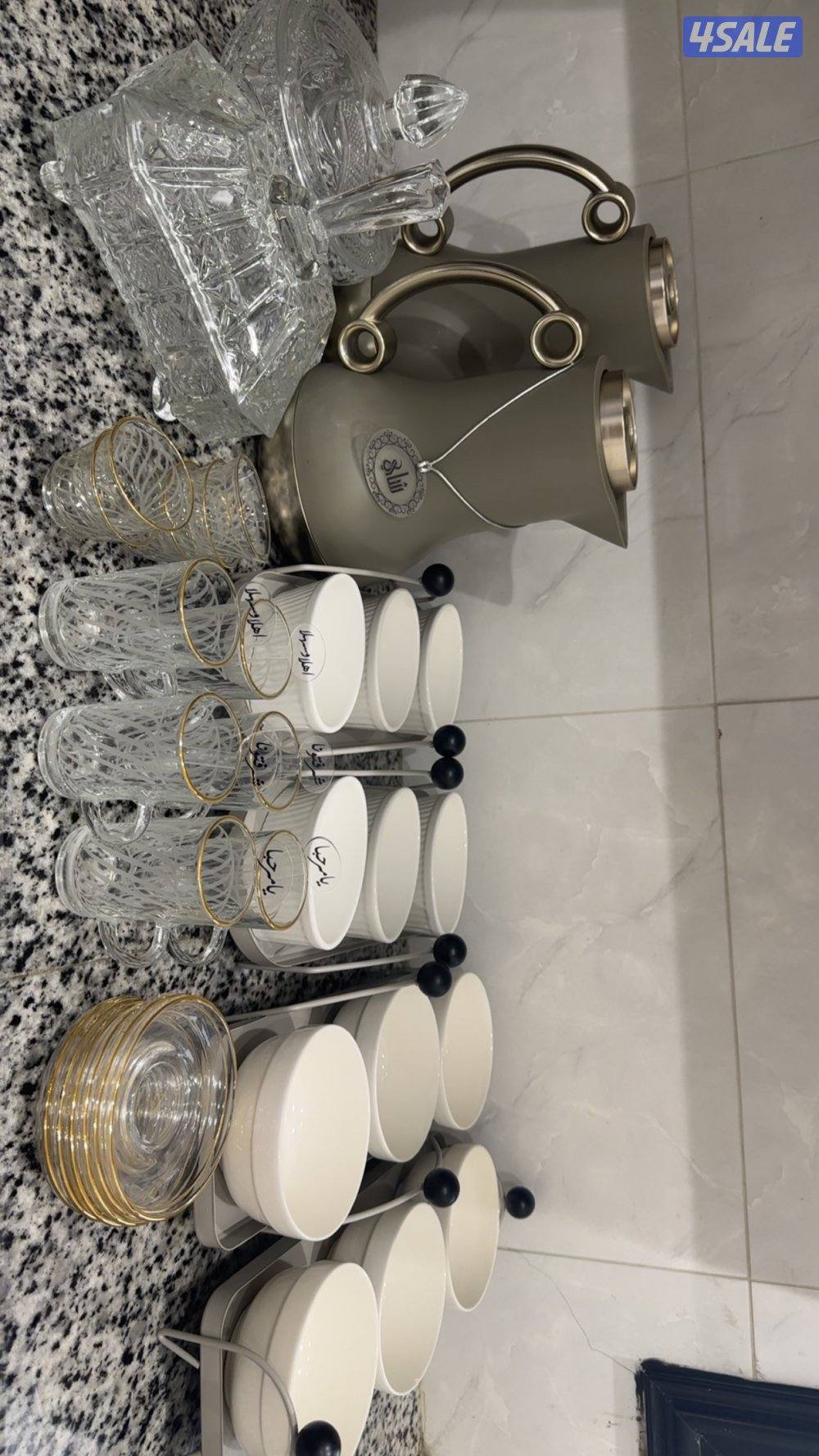 للبيع طقم ظيافه0