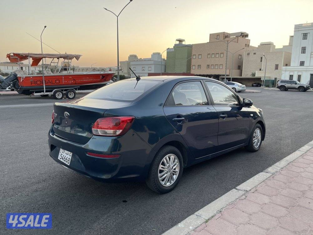 للبيع كيا بيجاس3