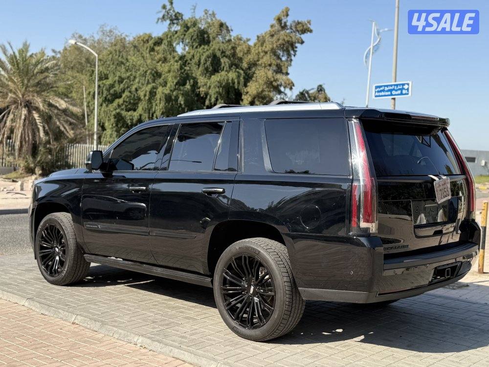 🔺كاديلاك اسكاليد 2017 بريميوم الدرجه الاولي🔺4