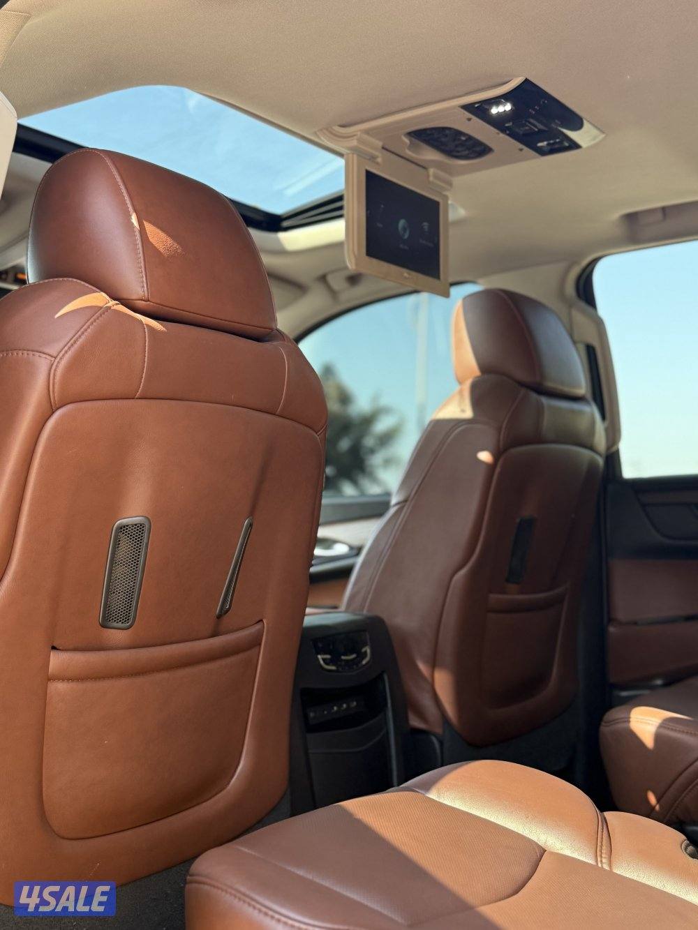 🔺كاديلاك اسكاليد 2017 بريميوم الدرجه الاولي🔺14