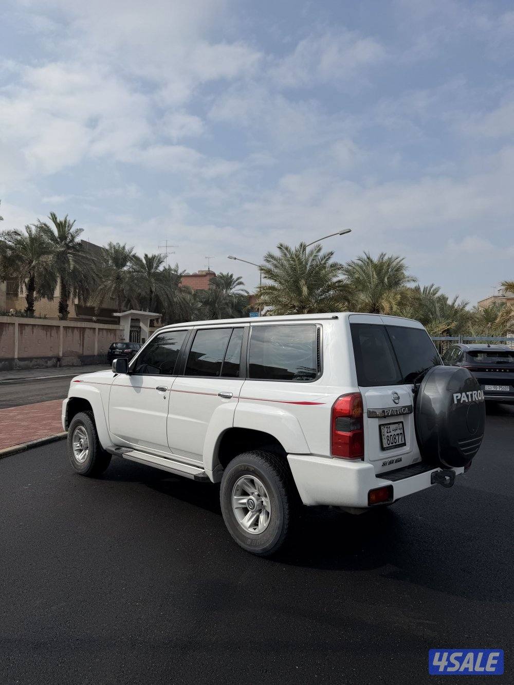 للبيع سفاري ٢٠١٦ ماشي ٩٤ الف3