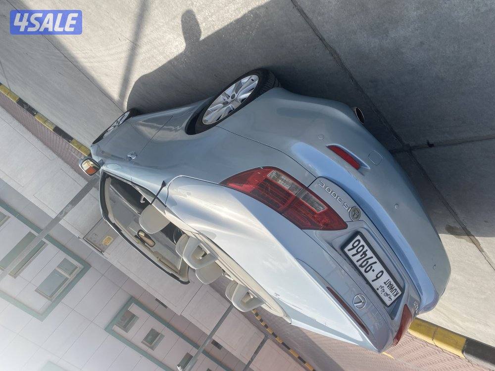 ليكزس Is 300 c4
